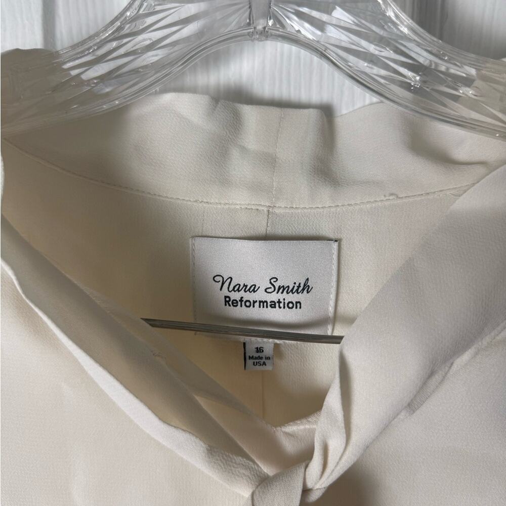 Reformation x Nara Smith Cloud Egg Tie Neck Blouse in Fior Di Latte 16 - Picture 5 of 5